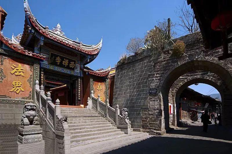 对医疗鉴定结论不服的,是否能起诉进行鉴定的医学会?-专业的红迪网平台
